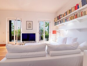 Internet - Bianca di Savoia Terrace View by Interhome (Milan)