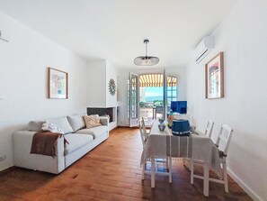 TV - Hameau la Madrague by Interhome (Saint Cyr sur Mer La Madrague)