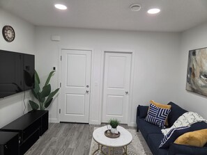 TV - Modern 2-Bedroom near Hospital, YMCA, Cineplex, Grocery Stores (Calgary)