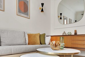 Smart TV, offices
