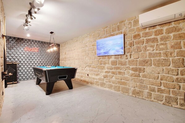 Games room