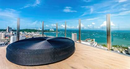 Pattaya Central - Best Pool