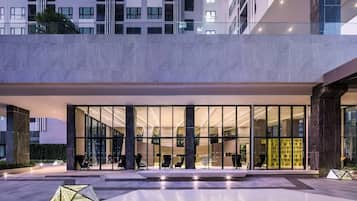 Condo, 1 Bedroom, Accessible, Smoking | Exterior