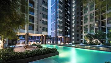 Condo, 1 Bedroom, Accessible, Smoking | Pool | Outdoor pool