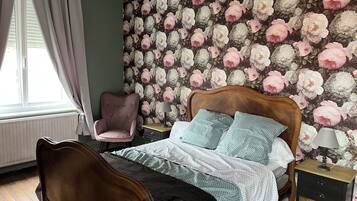 2 slaapkamers, een strijkplank/strijkijzer, wifi, beddengoed