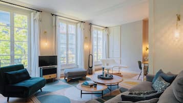 TV connectée, espaces bureaux