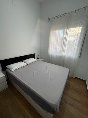 1 chambre, accès Internet, draps fournis