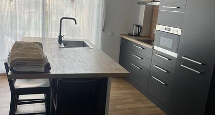 Magnificent apartment with a large patio. 30 minutes from the center of Barcelona.