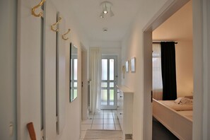 1 habitación, tabla de planchar con plancha y wifi