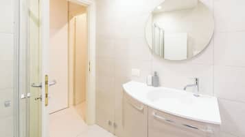 Superior Condo, Balcony, City View | Bathroom | Free toiletries, hair dryer, towels, soap