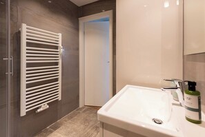 Dusche, Haartrockner
