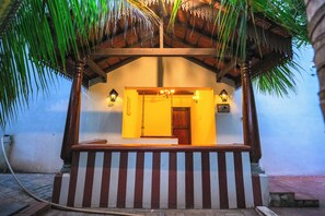 Presidential Room | Free WiFi - Mount Retreat (Madurai)