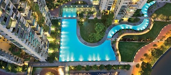 Serviced Studio with Private Bathroom and Kitchenette