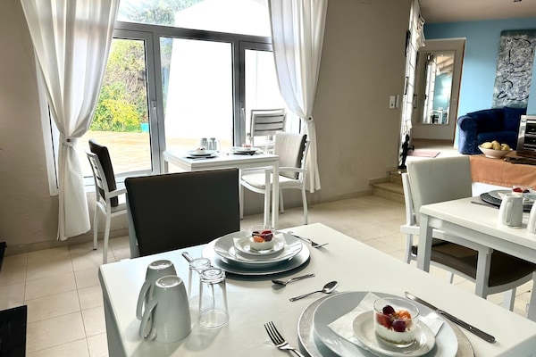 Colazione a buffet inclusa, servita tutte le mattine