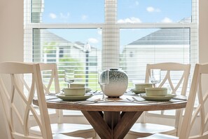 Dining - Peaceful Paradise in The Villages-3/2 w/ GOLF CART in The Village of Moultrie Creek (Moultrie Creek, The Villages)