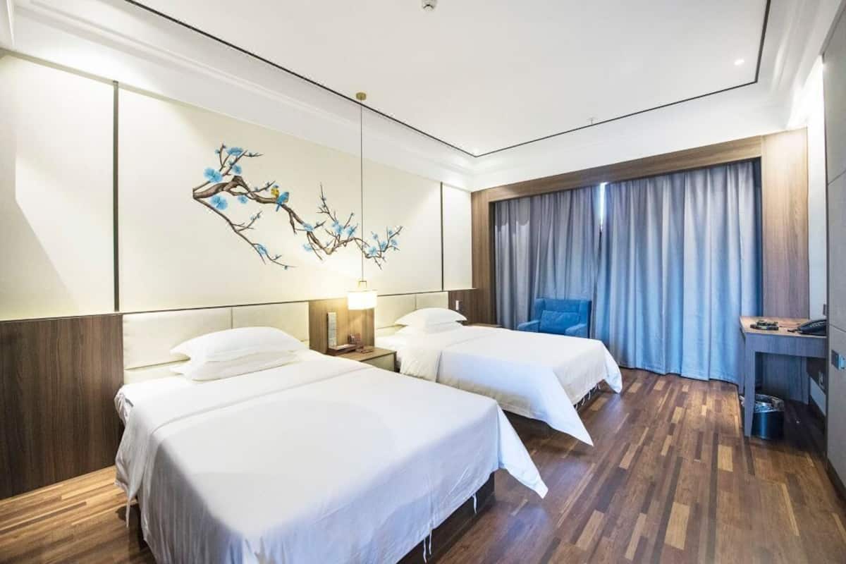 Classic Double Room | Living area