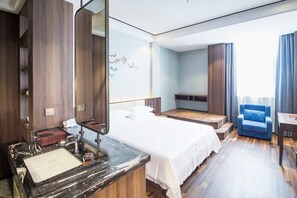 Classic Single Room | Living area - TaoliYijia Porcelain Culture Hotel (Jingdezhen)