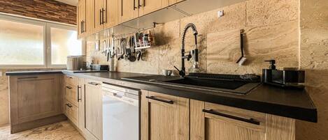 Fridge, oven, dishwasher