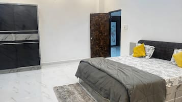 2 Schlafzimmer, Internetzugang, Bettwäsche