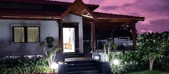 Kerala Nest Retreat Pool – Moinabad By Homeyhuts