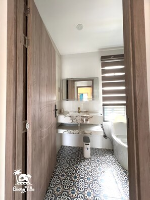 Bathroom - Cherry Villa - Novaworld Phan Thiet (Phan Thiet)