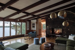 Smart TV, fireplace, offices, computer monitors