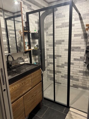 Towels, soap, toilet paper