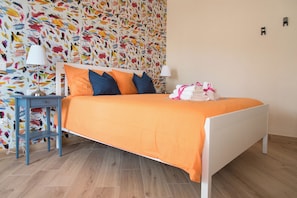 Superior Room, 1 Queen Bed, Shared Bathroom, Garden View | Premium bedding, down duvets, memory-foam beds, individually decorated - Casa Bohemia B&B (Sarno)