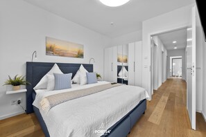 3 bedrooms, iron/ironing board, travel cot, free WiFi