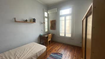 1 bedroom, iron/ironing board, WiFi, bed sheets