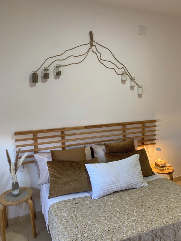 3 bedrooms, iron/ironing board, Internet, bed sheets