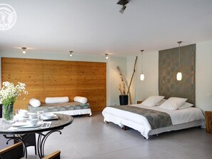 3 chambres, accès au Wi-Fi (inclus)