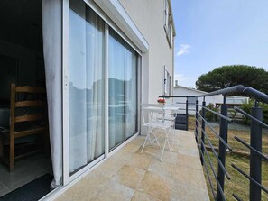 Terrace/patio - Comfortable and spacious villa, ideal for 8 guests (L'Aiguillon-sur-Mer)