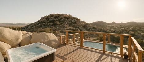 Bain à remous extérieur