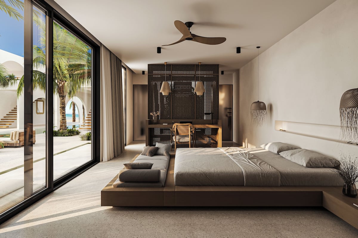 Safe på rommet, skrivebord og skrivebord for bærbar PC