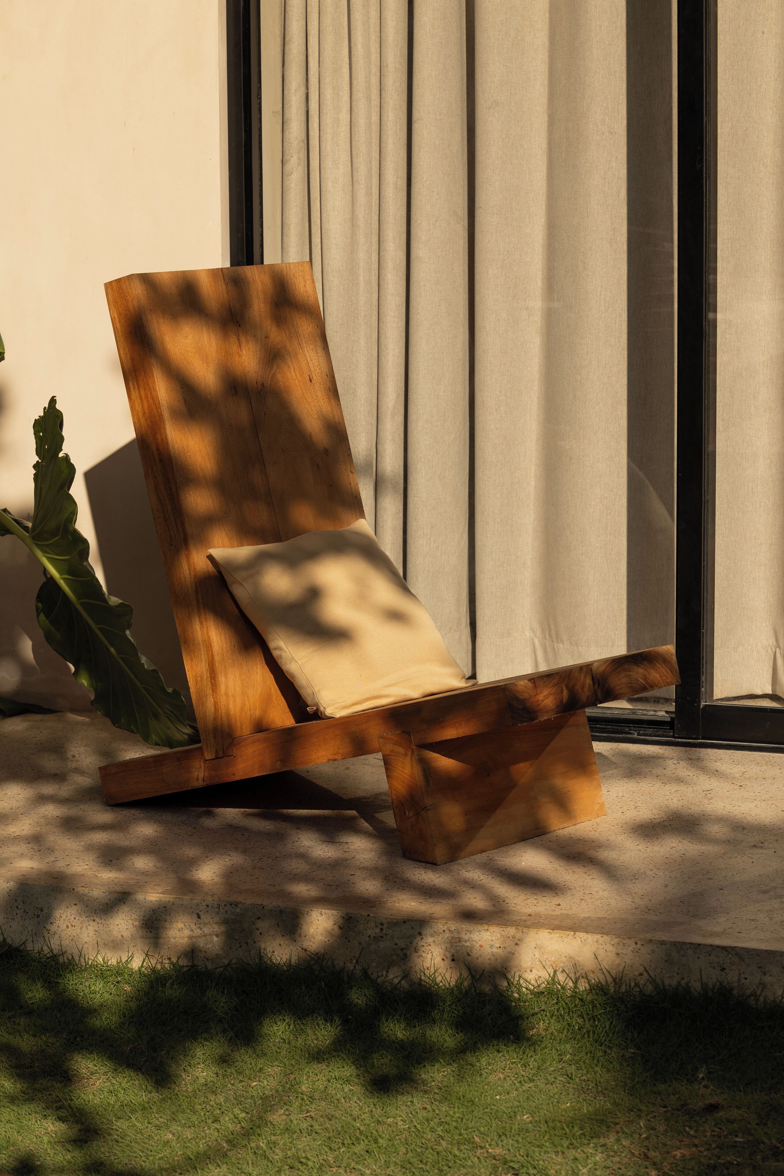 Dobbeltrom – superior, bassengutsikt | Safe på rommet, skrivebord og skrivebord for bærbar PC