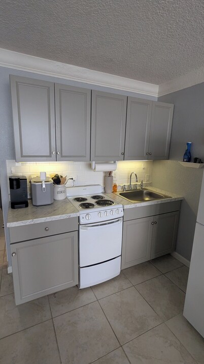 Beachfront Suite in Daytona Beach, FL with direct full ocean view!  5th Floor