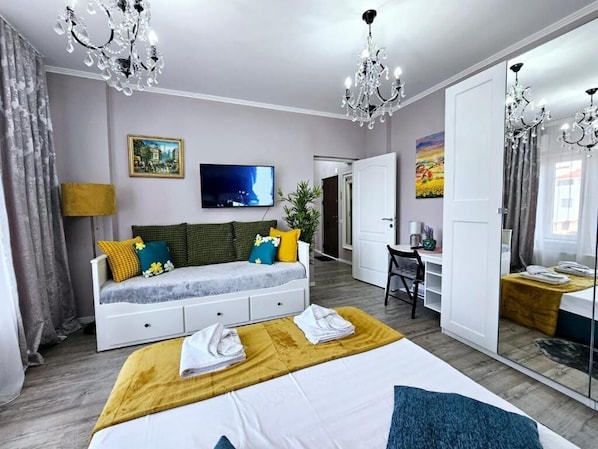 1 bedroom, iron/ironing board, WiFi, bed sheets