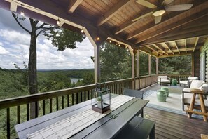Outdoor dining - Lakeview Dreams – Panoramic Mountain Peaks Cradling Blue Ridge Lake Views (Blue Ridge)