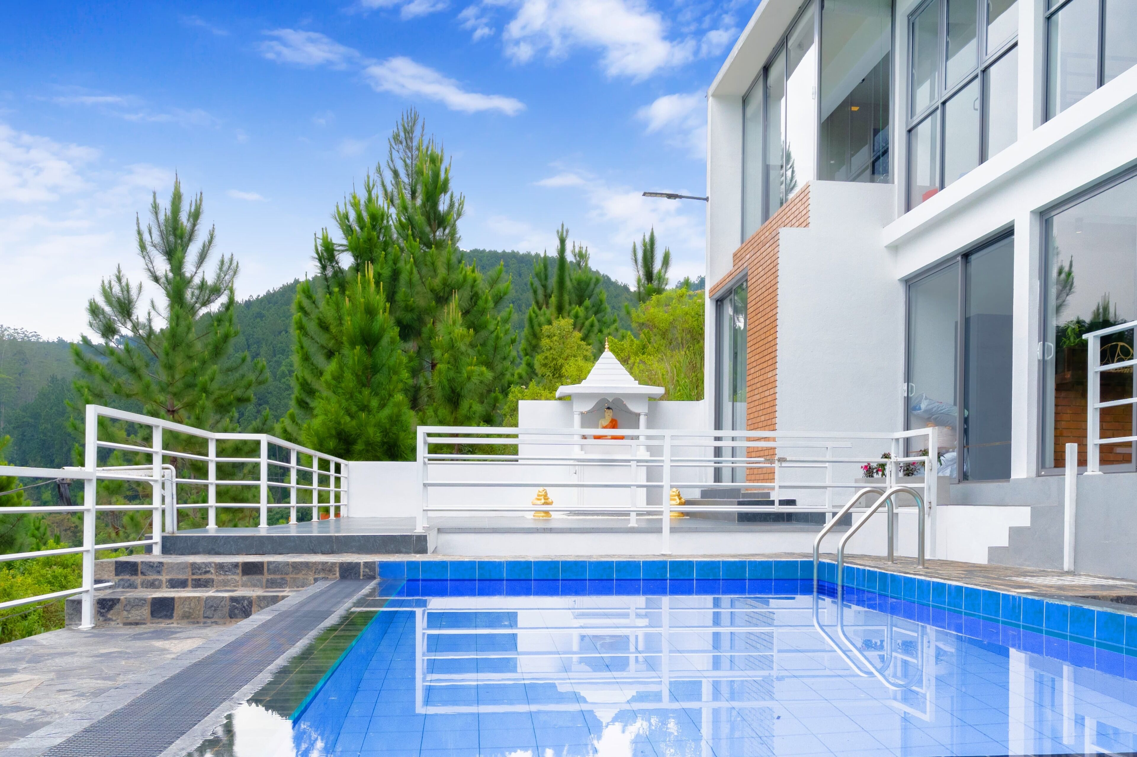 6 piscinas al aire libre