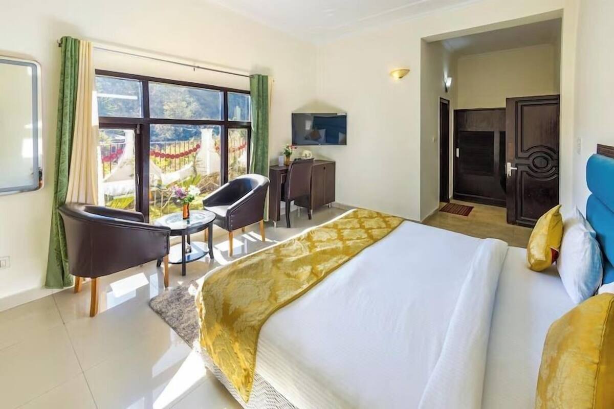 Deluxe Room | Premium bedding, free WiFi, bed sheets