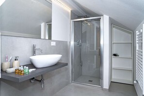 Haartrockner, Bidet