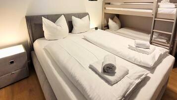 Apartment | 2 bedrooms, bed sheets