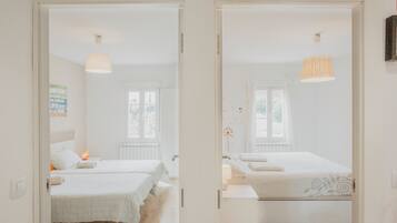 2 slaapkamers, een strijkplank/strijkijzer, wifi, beddengoed