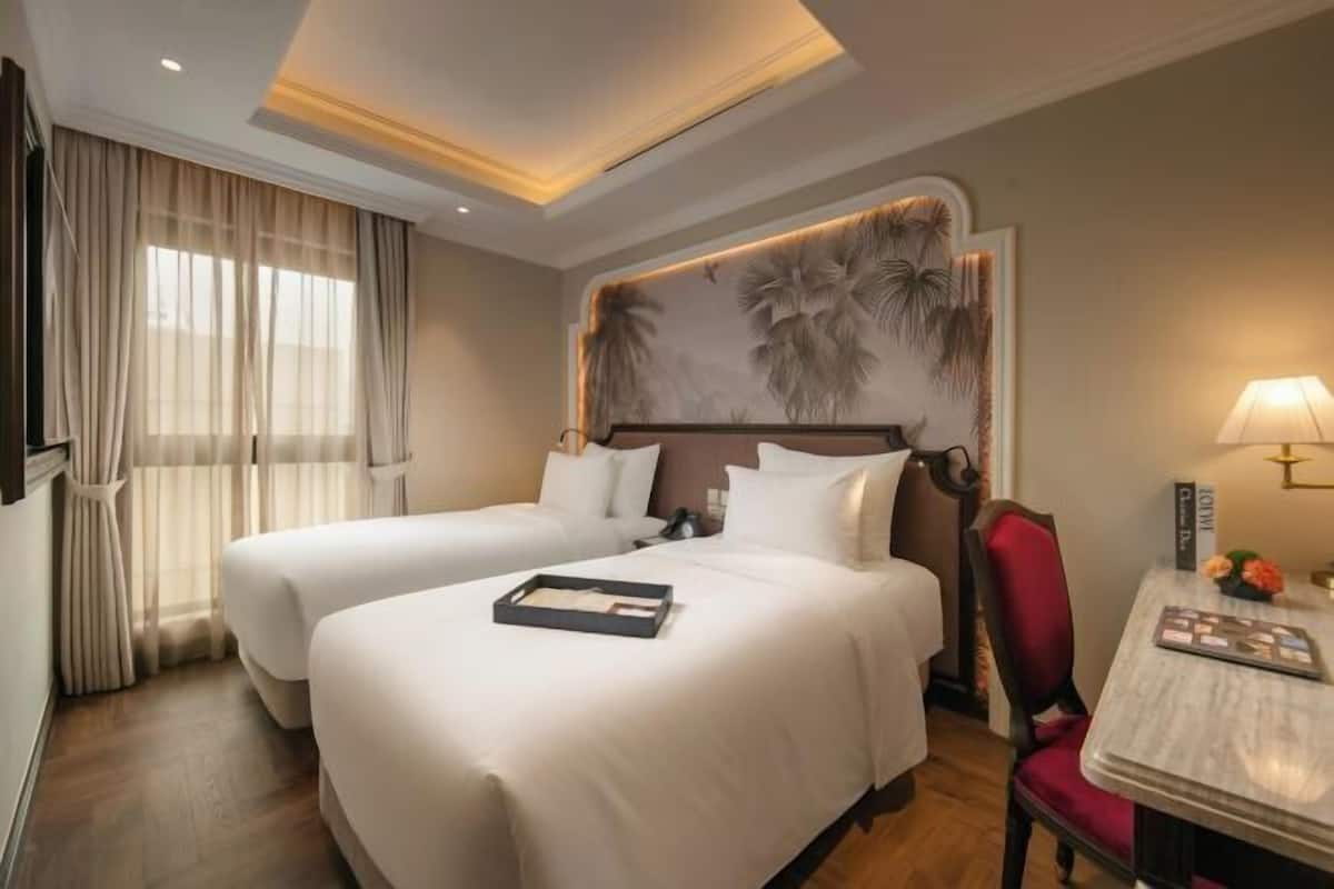 Minibar y caja de seguridad en la habitación