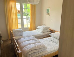 3 habitaciones, tabla de planchar con plancha y wifi gratis 