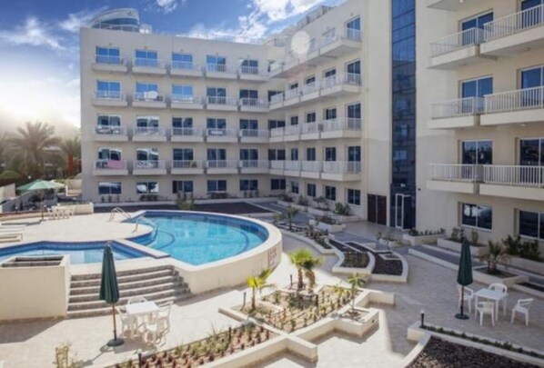 บริเวณภายนอก