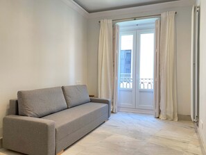 House - Lovely 3BR Near Palacio Real (Madrid)