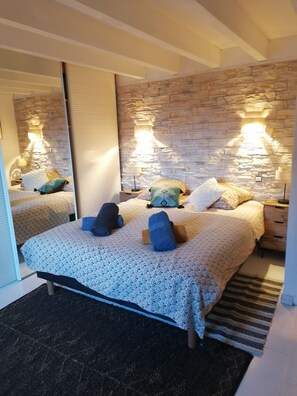 3 Schlafzimmer, Bügeleisen/Bügelbrett, WLAN, Bettwäsche