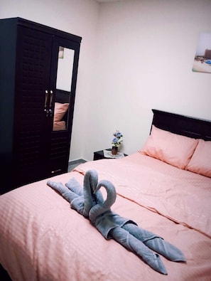 1 bedroom, iron/ironing board, WiFi, bed sheets